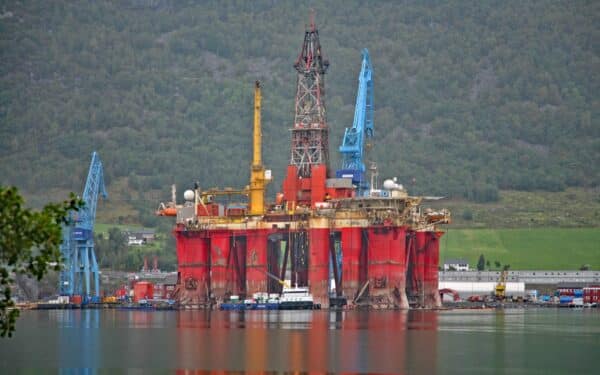 ES ieško skubotų sprendimų: dėl konflikto gali būti perrašytos dujų saugojimo taisyklės