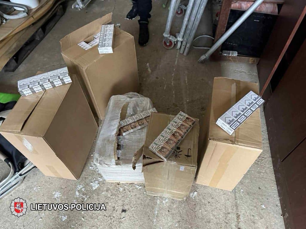 Kotrabandinės cigaretės. Policijos nuotr.
