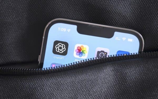 DI prieš visuomenę? Augantis nepasitikėjimas gali smogti technologijų milžinams