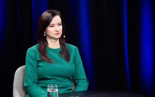 Premjerė su Lietuvos ūkininkų sąjunga aptarė naują mokestį, pieno kainas ir ILTE paskolas