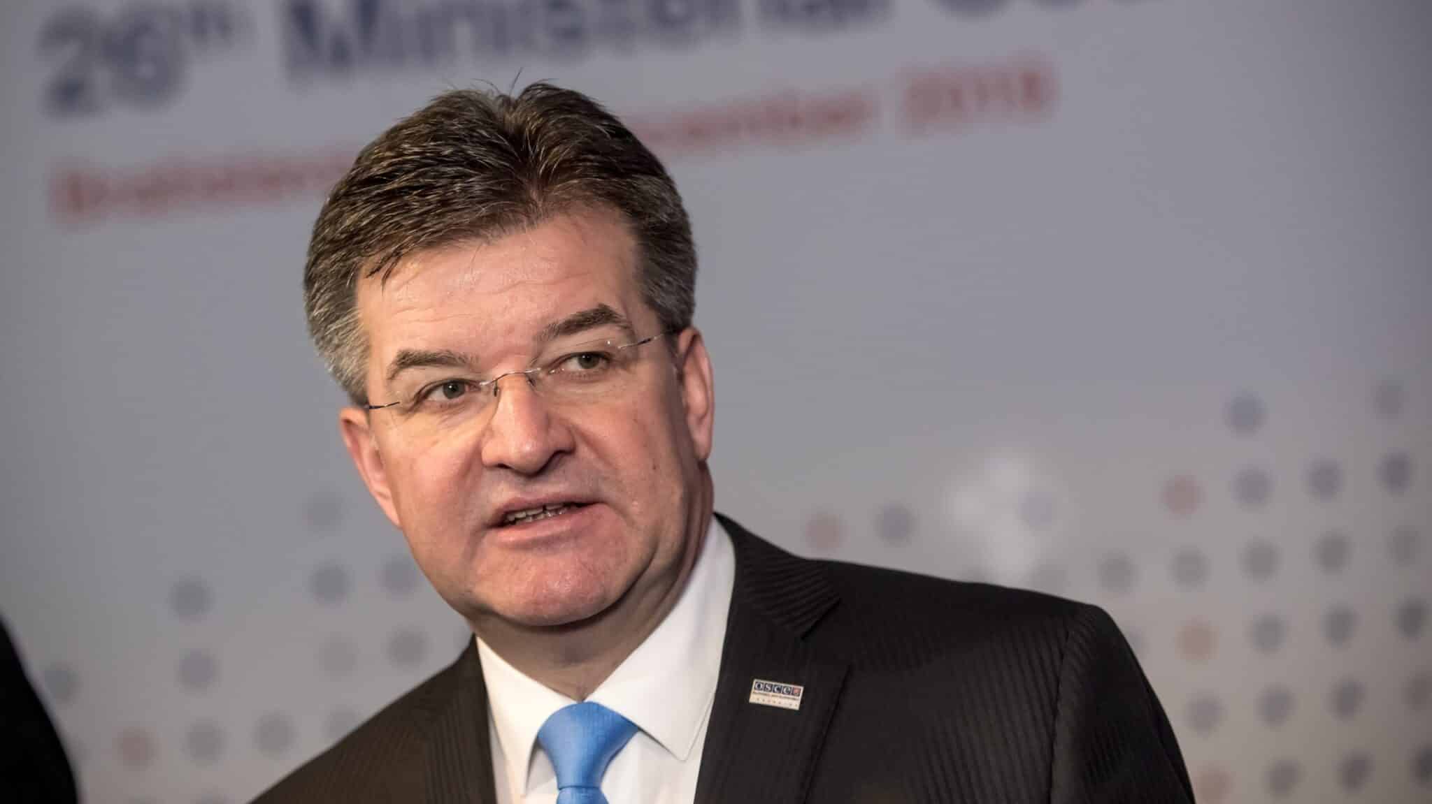 Epsteino dokumentuose paminėtas Slovakijos diplomatas pasitraukė iš savo pareigų