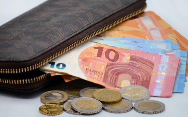 Infliacijos šešėlis: „Danone“ ir kiti gamintojai ruošiasi naujam kainų šuoliui