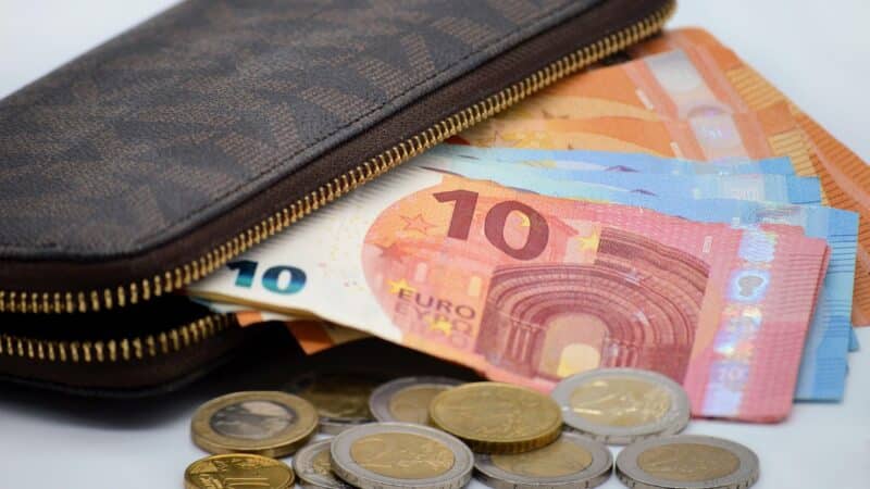 Infliacijos šešėlis: „Danone“ ir kiti gamintojai ruošiasi naujam kainų šuoliui