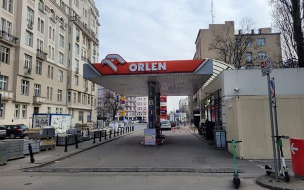 Kuro kainų kilimo akivaizdoje energetikos ministras įspėja: būtina derinti veiksmus su Lenkija