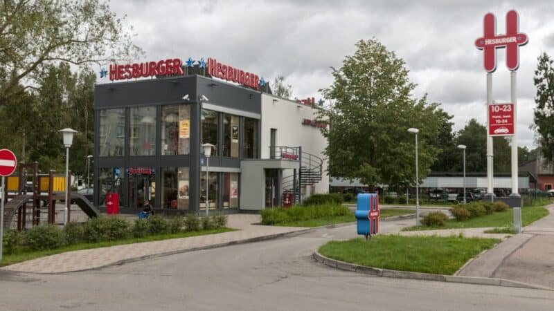 Greito maisto tinklas „Hesburger“ Baltijos šalyse fiksuoja pajamų augimą