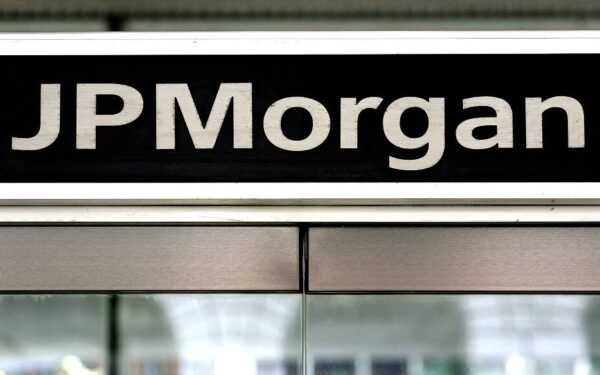 Nauji varžovai finansuose: bankams iššūkį meta blokų grandine paremti sprendimai