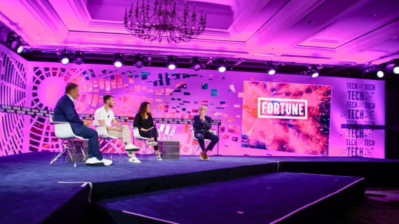 „Starcloud” vadovas: bitkoinų kasimas kosmose gali būti ekonomiškesnis nei Žemėje