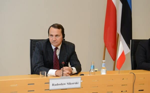 Sikorskis meta šešėlį: ar incidentas prie „TurkStream“ dujotiekio gali būti susijęs su Vengrijos rinkimais?
