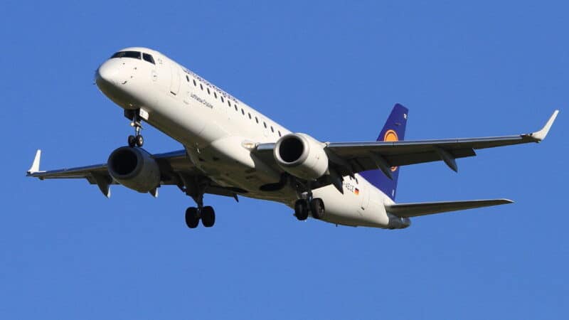 Aviacijos krizė gilėja: „Lufthansa“ masiškai atšaukia skrydžius, ekspertai įspėja lietuvius ruoštis blogiausiam