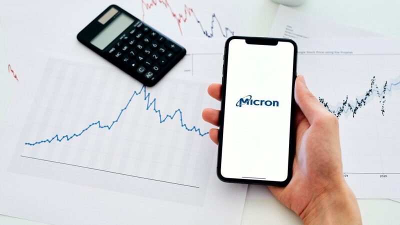 Ar augimas dar nesibaigė? „Micron“ akcijos per pusmetį šoktelėjo net 250%