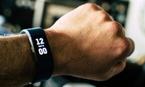 Išmanusis laikrodis. Pexels nuotr.