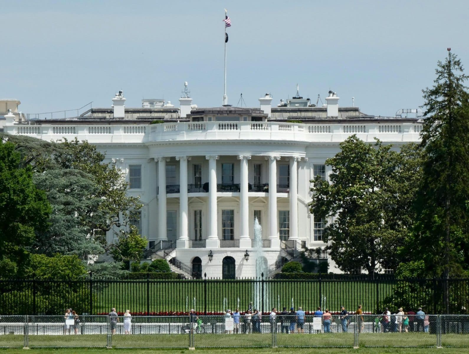 Trumpo kabinetą purto skandalai: administracija netenka dar vienos moters