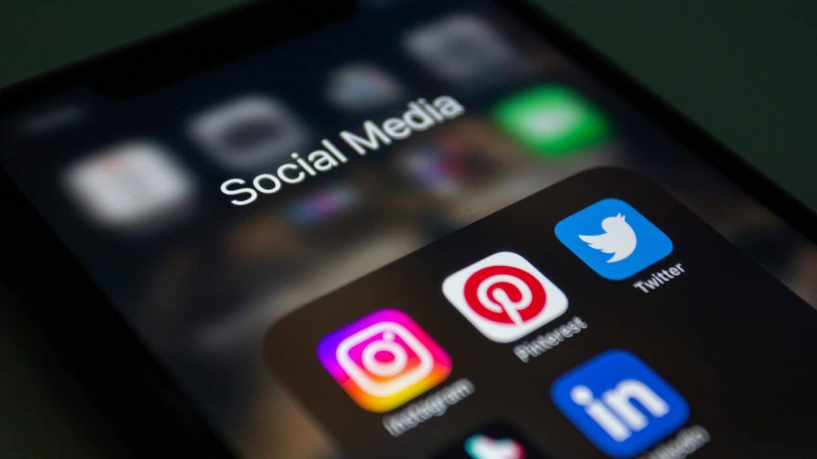Europa imasi reguliuoti „Big Tech“ – kokią įtaką padarys naujos socialinių tinklų taisyklės?