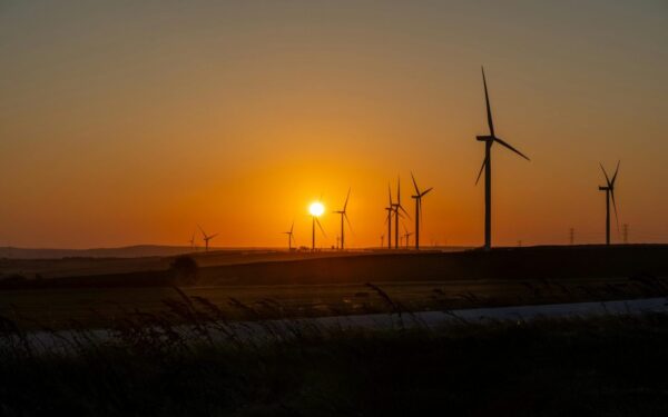 Įspūdingas šuolis: vėjo energetikos sektoriuje Lietuva aplenkė Vokietiją ir JK