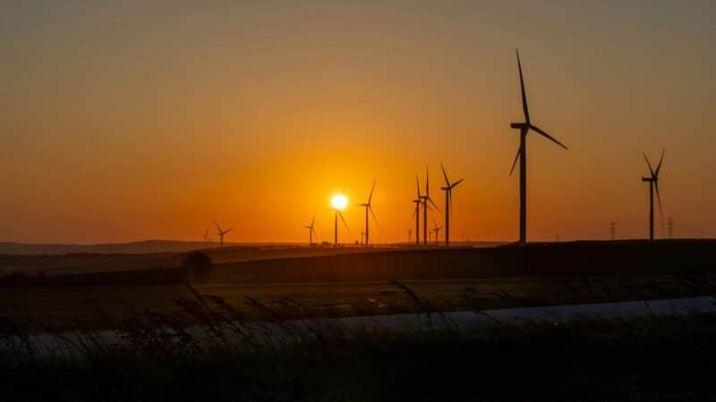 Įspūdingas šuolis: vėjo energetikos sektoriuje Lietuva aplenkė Vokietiją ir JK