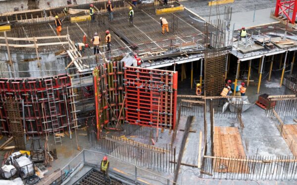 Bankrutuojanti įmonė Vilniuje atleidžia beveik visus darbuotojus