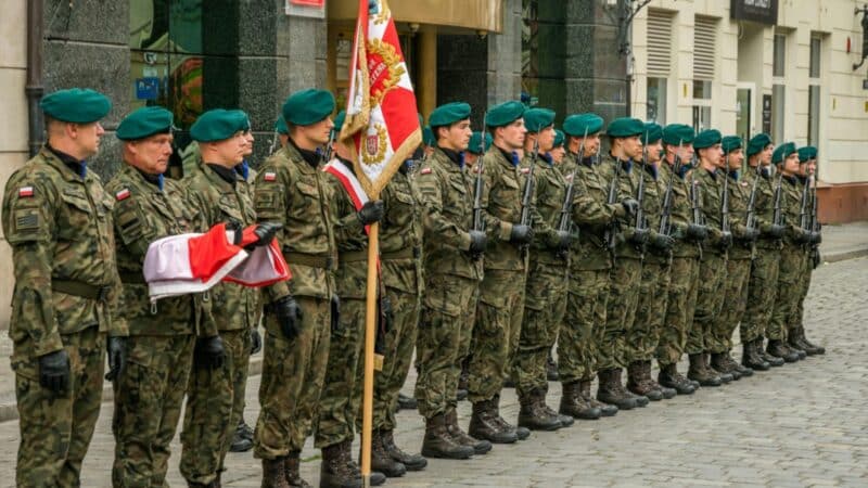Ar Lenkija keičia poziciją? Netikėtas signalas dėl poligono prie Lietuvos sienos