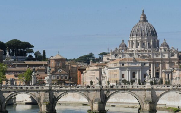 Tragiškas incidentas Romoje: žuvo du anarchistai, įtariama, kad gamino bombą