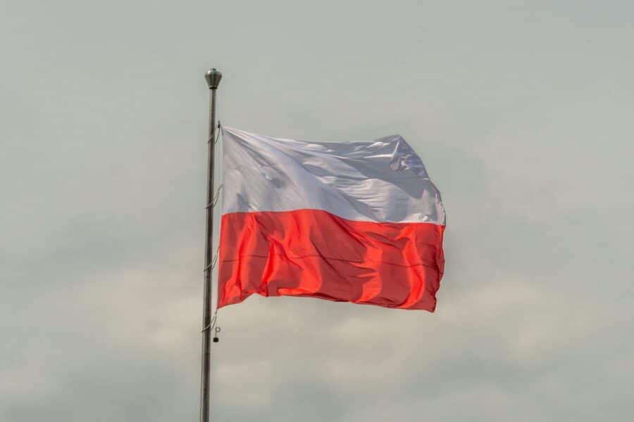 Lenkijos vėliava. Pexels nuotr.