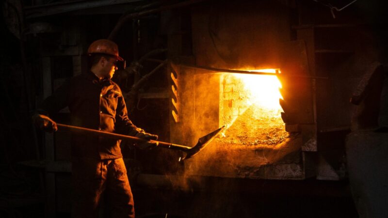 Ekspertai pastebi pokytį pramonėje: rodikliai artėja prie svarbios ribos