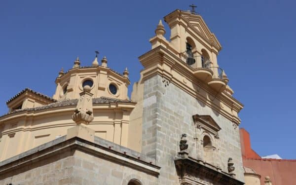 Ispanijos bažnyčia įsipareigoja sumokėti kompensacijas seksualinio išnaudojimo aukoms