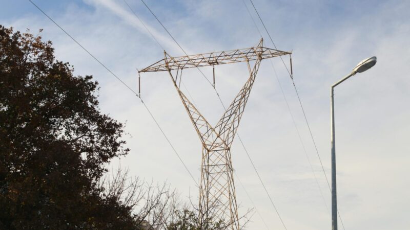 Naujausi duomenys apie elektrą: Baltijos šalyse kainos judėjo skirtingomis kryptimis