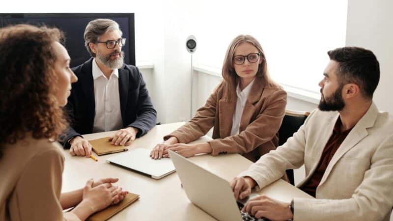 Kaip skaityti finansines ataskaitas? Sužinokite, kaip analizuoti įmonių finansines ataskaitas