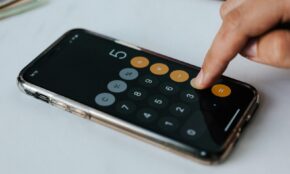 Telefonas. Pexels nuotr.