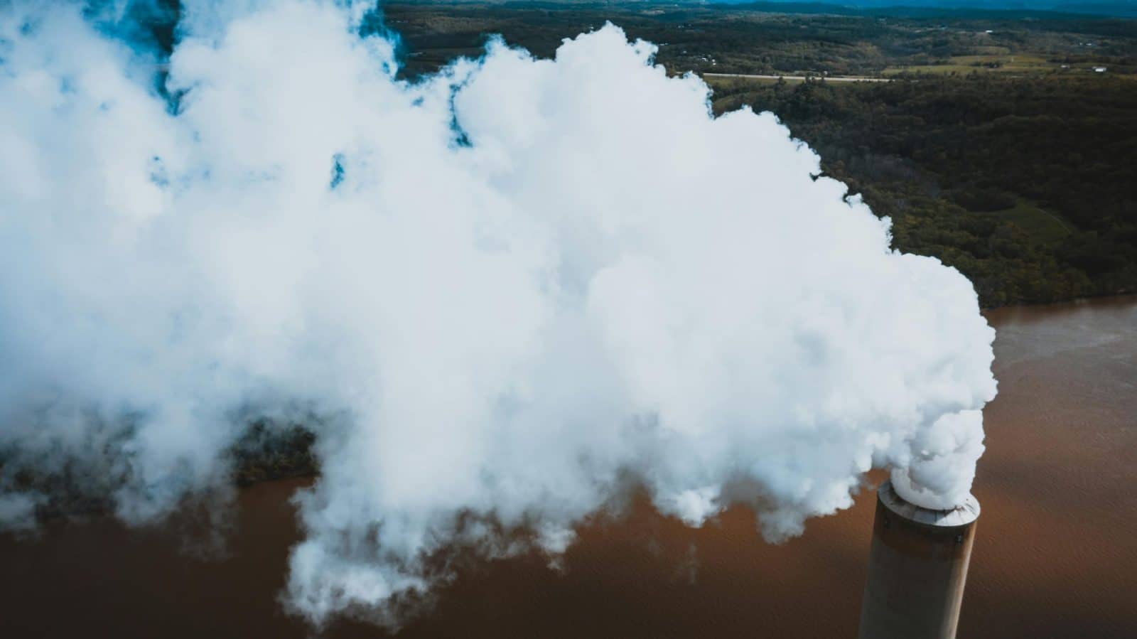 Briuselio peticijos mįslė – pramonės milžinės atsiriboja nuo CO2 mažinimo