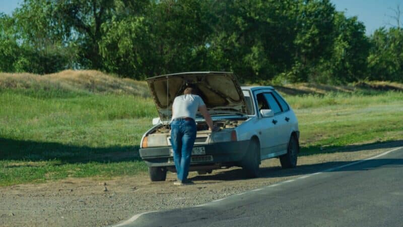 Automobilio garsai, kurių ignoruoti neverta: ką svarbu žinoti vairuotojams?