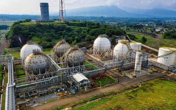 Vengrija ir Slovėnija jungia dujų tinklus: naujas vamzdynas atvers kelią itališkam SGD