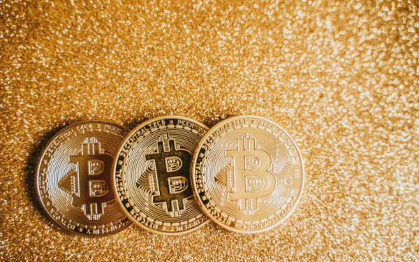 Rusija griežtina bausmes: už kripto paslaugas be licencijos laukia baudos ir kalėjimas