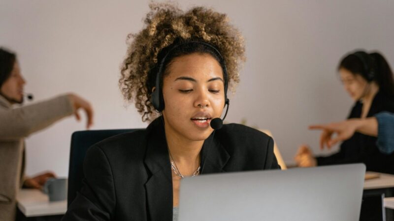 Dirbtinis intelektas keičia pasaulį, darbo rinkoje gali likti vis mažiau vietos