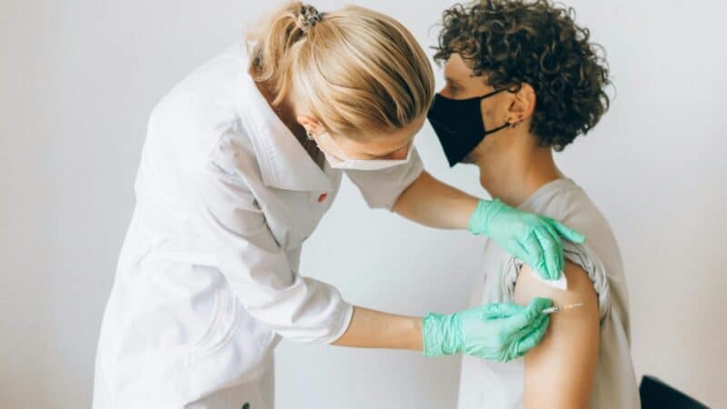 Augantis susirgimų skaičius kelia nerimą: daug kontaktų neįmanoma atsekti