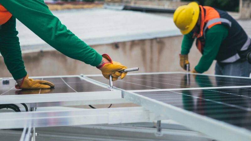 Investicija, kuri nuvilia: saulės elektrinių savininkai skaičiuoja nuostolius