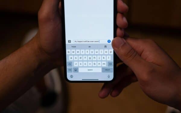 Ilgai laukta naujovė: „Gboard“ leis kalbėti per ausines ir išvengti triukšmo problemų