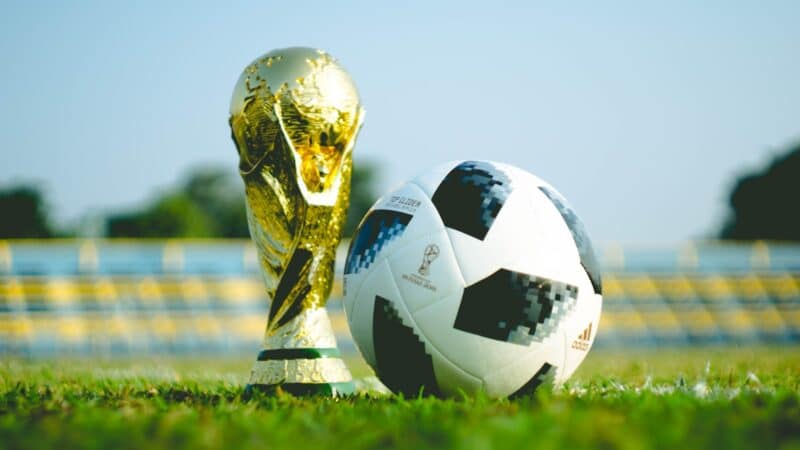 Ar tai brangiausias čempionatas istorijoje? FIFA kainodara ir politika jau sulaukė kritikos