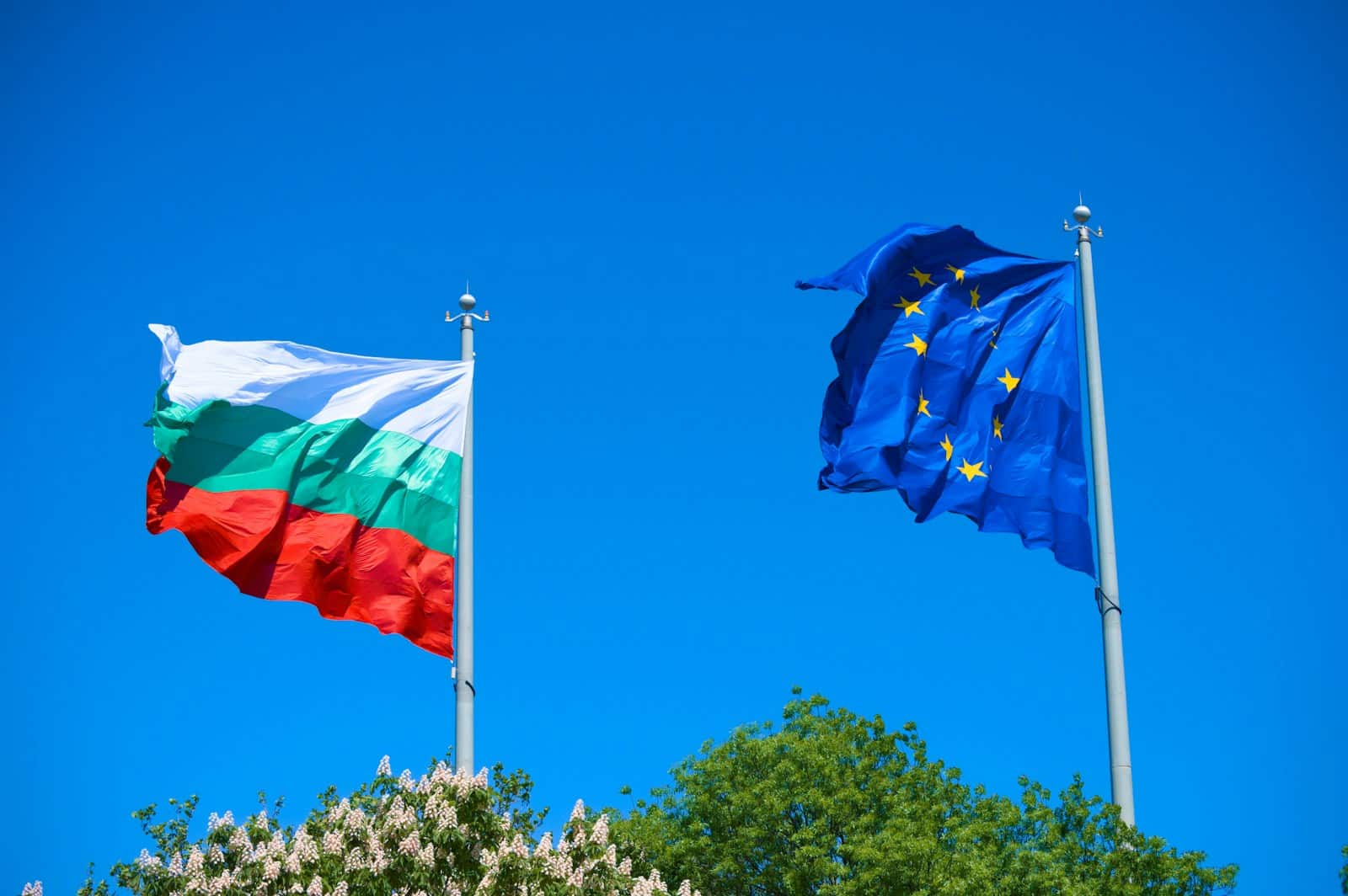 Bulgarija importuoja dujas prieškrizinėmis kainomis, žinią siunčia ir šalies ministerija