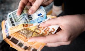 Grynieji pinigai. ELTA / Marius Morkevičius nuotr.