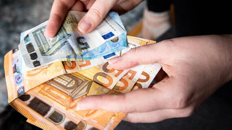 Ši sala atsidūrė dėmesio centre: kripto milijonierius siūlo papildomas išmokas