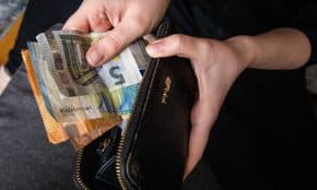 Grynieji pinigai. ELTA / Marius Morkevičius nuotr.