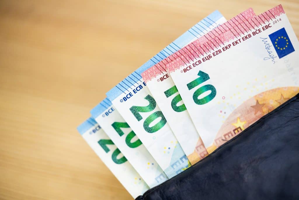 Pinigai. ELTA / Žygimantas Gedvila nuotr.