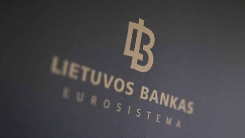 Lietuvos bankas kirto griežtai: finansų įstaiga neteko licencijos