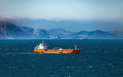 Iranui užvėrus Hormūzo sąsiaurį, Azija randa ir visiškai naujus kelius