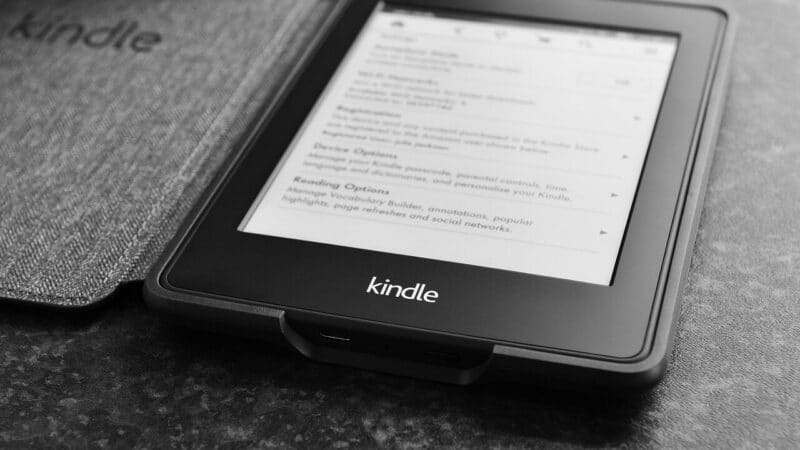 Seniausieji „Kindle” nuo gegužės praras prieigą prie „Amazon” knygų parduotuvės