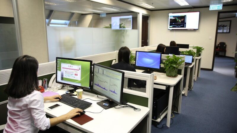 JAV finansų sektoriaus darbo pasiūlymai artėja prie recesijai būdingų lygių