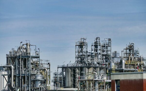 Irano konfliktas atskleidžia naują problemą: alternatyvų šiems produktams beveik nėra