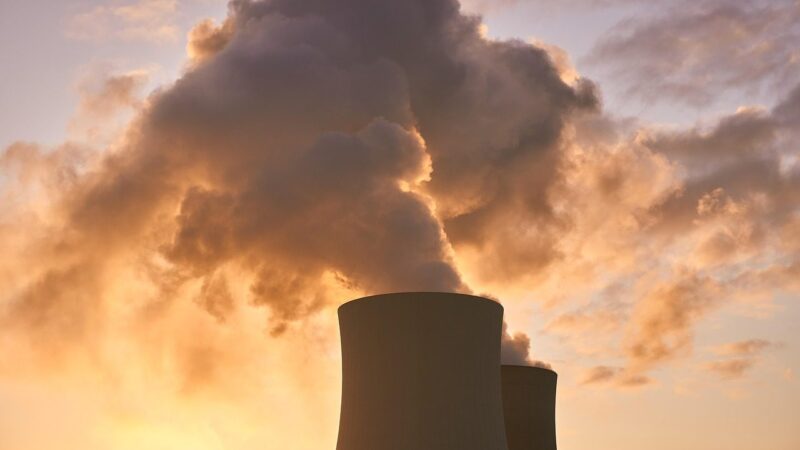 Lenkija ruošiasi tiesti paskutinę kelio atkarpą į būsimą branduolinę elektrinę
