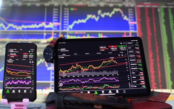 Kripto rinkoje neramu, bet „CoinShares“ eina į „Nasdaq“: ar tai signalas apie artėjančius pokyčius?