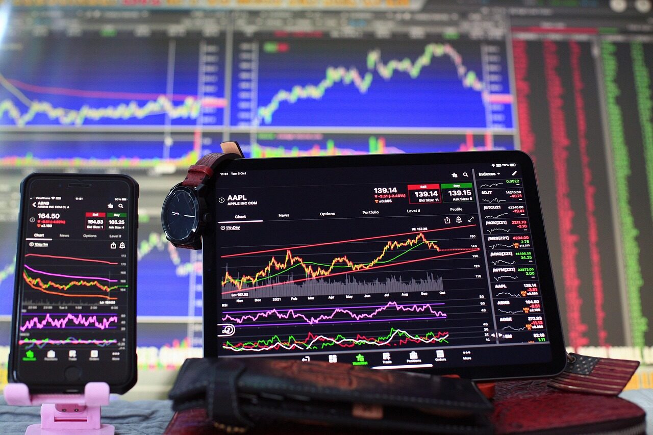 Kripto rinkoje neramu, bet „CoinShares“ eina į „Nasdaq“: ar tai signalas apie artėjančius pokyčius?
